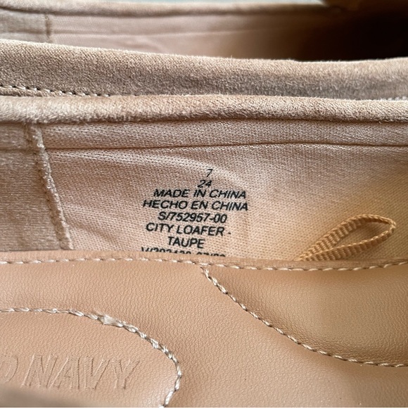 Flats - Picture 5 of 5